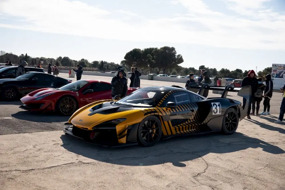 Club Ferrari 4 22