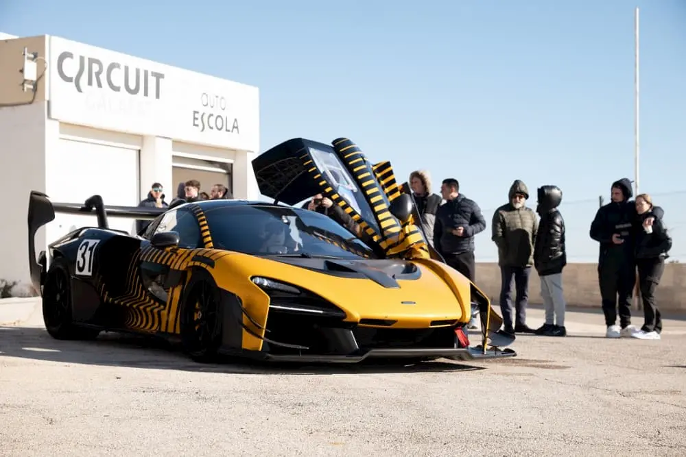Club Ferrari 3 3